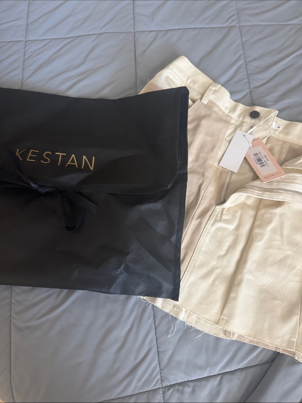 KESTAN Cream Mini Skirt – High-Rise